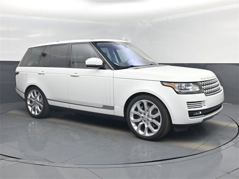 Used 2017 Land Rover Range Rover Supercharged image 1