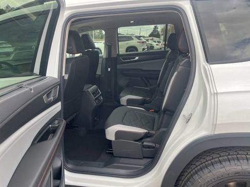 New 2026 Volkswagen Atlas Peak Edition AWD/4WD image 24