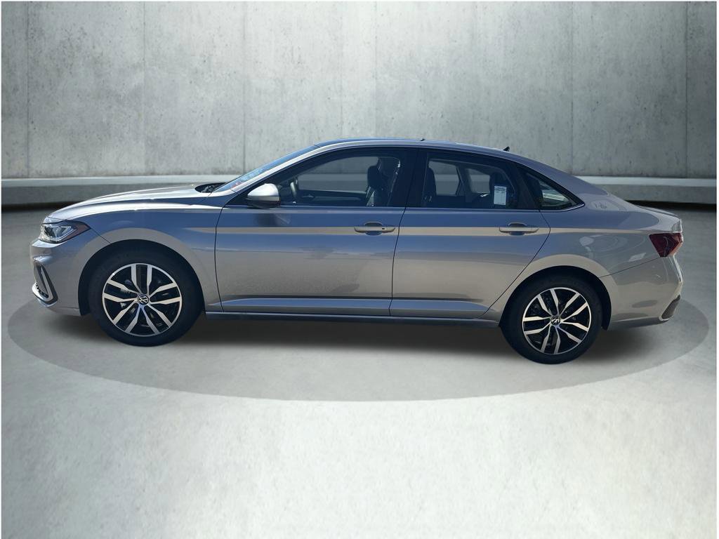 New 2027 Volkswagen Jetta SE FWD image 2