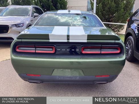 Used 2018 Dodge Challenger SXT w/ Cold Weather Group RWD image 7