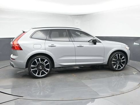 Used 2024 Volvo XC60 B5 Ultimate w/ Protection Package Premier AWD/4WD image 9