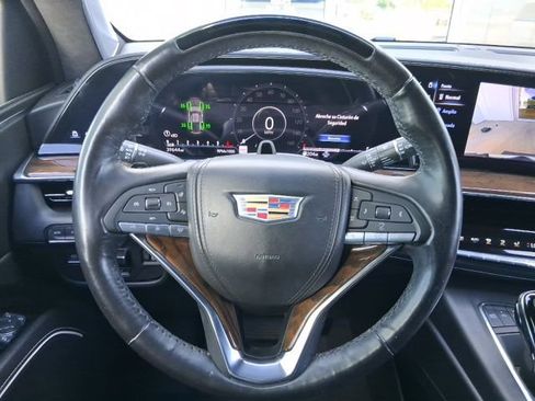 Used 2023 Cadillac Escalade ESV Sport Platinum w/ LPO, ONYX Package AWD/4WD image 11