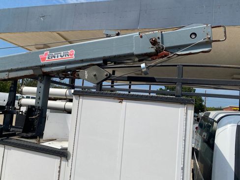 Used 2017 Ford F550 2WD Regular Cab Super Duty image 14