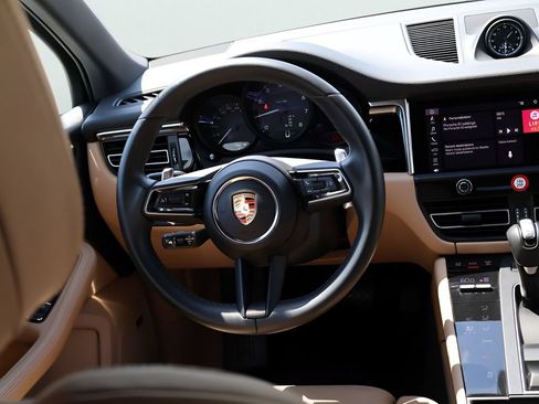Used 2024 Porsche Macan w/ Premium Plus Package AWD/4WD image 20