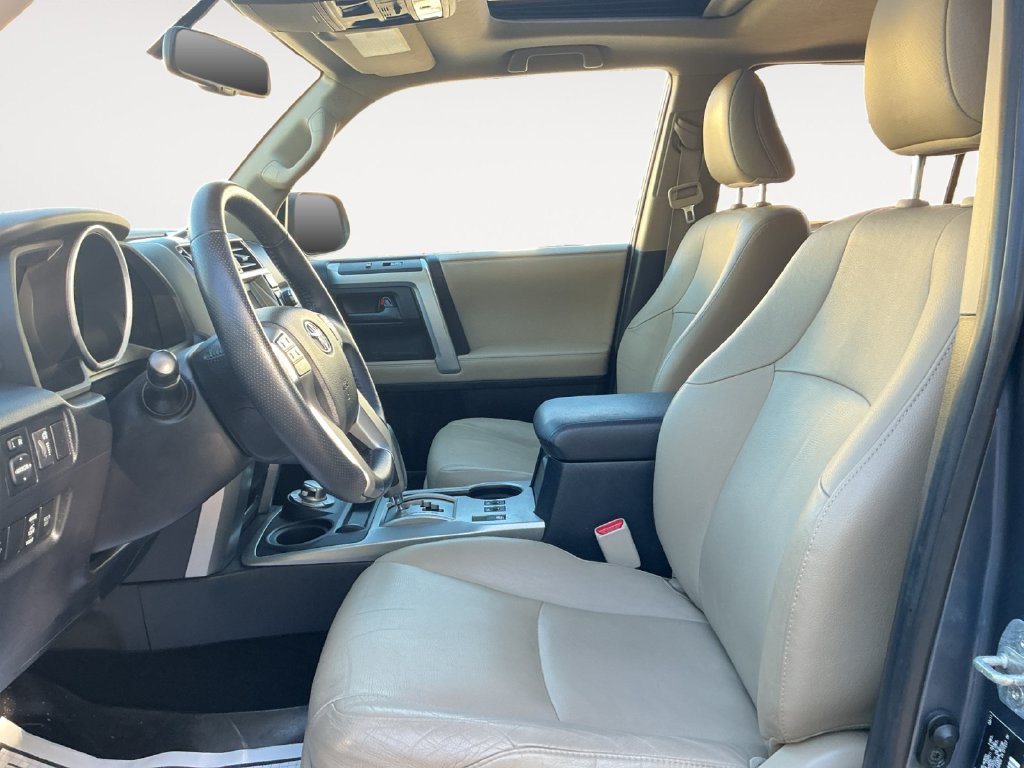 Used 2011 Toyota 4Runner Limited AWD/4WD image 16