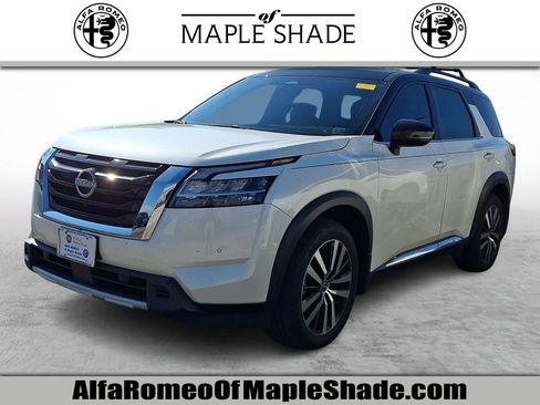 Used 2024 Nissan Pathfinder Platinum AWD/4WD image 1