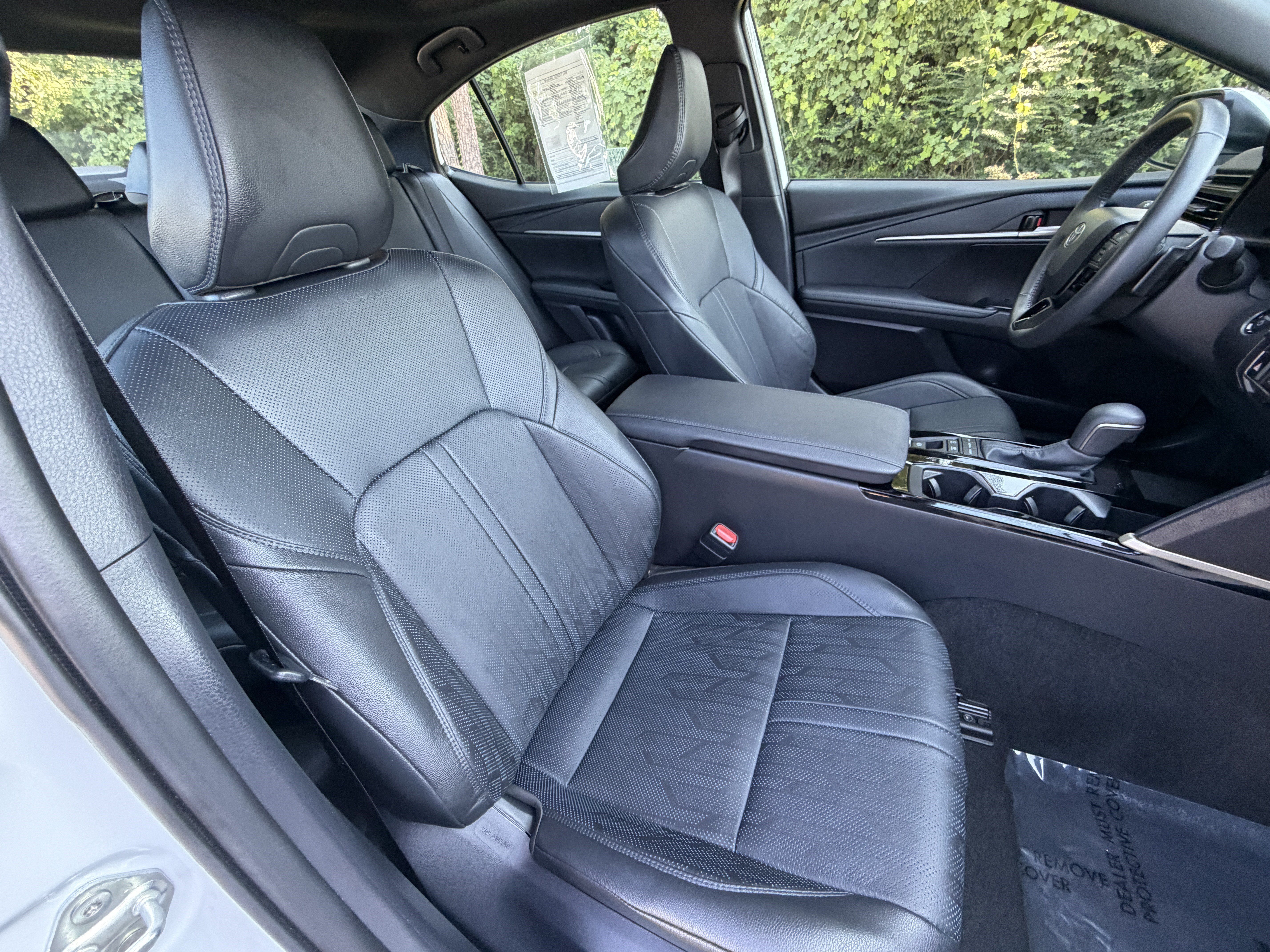 Used 2025 Toyota Camry XSE FWD image 19