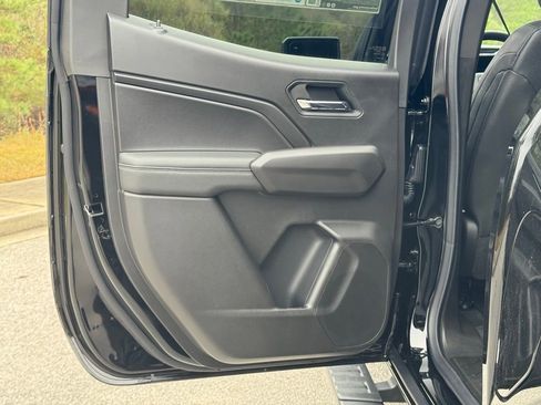 New 2026 GMC Canyon Elevation w/ Convenience Package image 23