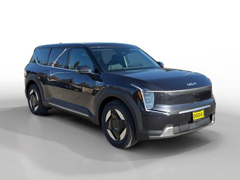 New 2026 Kia EV9 Light image 7
