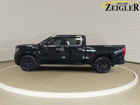 Used 2023 GMC Sierra 1500 Denali w/ Denali Reserve Package AWD/4WD image 8