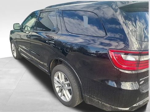 Used 2024 Dodge Durango GT image 2