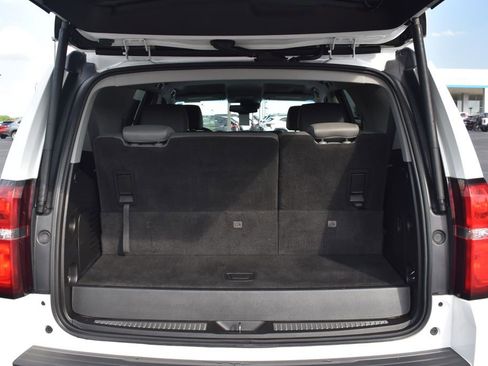 Used 2017 Chevrolet Tahoe LT RWD image 6