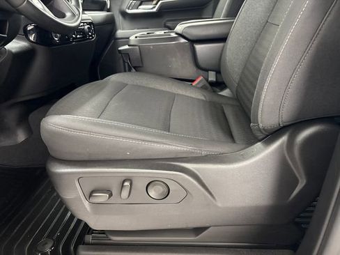 Used 2024 Chevrolet Silverado 1500 LT image 12