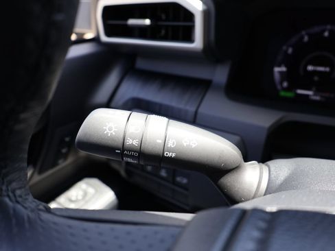 Used 2026 Toyota 4Runner Platinum AWD/4WD image 16