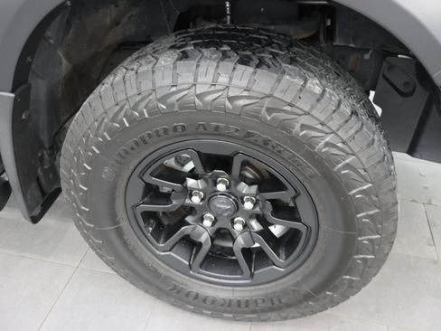 Used 2017 RAM 1500 Rebel w/ Luxury Group AWD/4WD image 3