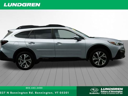 Used 2022 Subaru Outback Limited AWD/4WD image 2