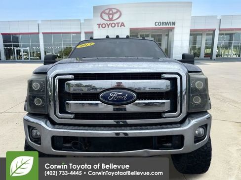 Used 2013 Ford F250 Lariat w/ Lariat Interior Pkg AWD/4WD image 8