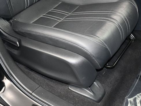 Used 2023 Honda HR-V EX-L image 46