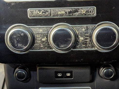 Used 2014 Land Rover Range Rover Long Wheelbase Supercharged image 17