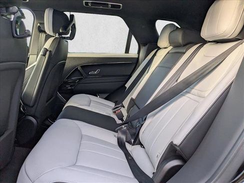 New 2026 Land Rover Range Rover Sport Dynamic SE image 16