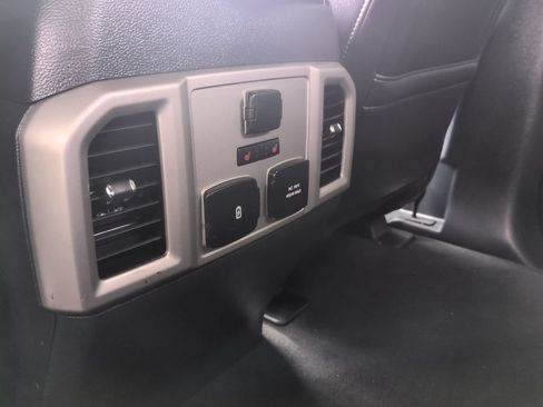 Used 2022 Ford F350 Lariat w/ Lariat Ultimate Package AWD/4WD image 24