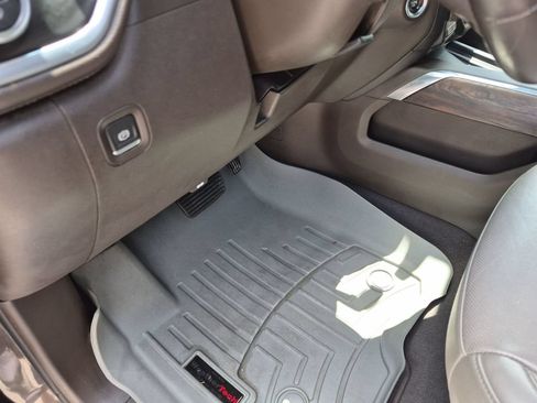 Used 2019 GMC Sierra 1500 SLT AWD/4WD image 23