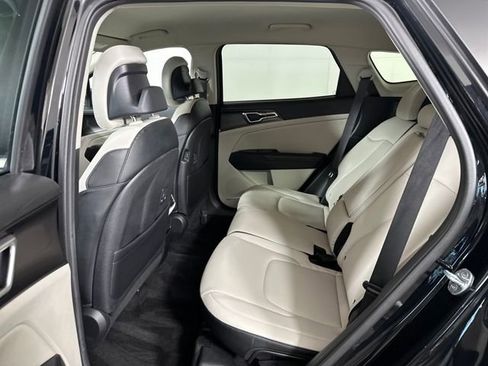 Used 2023 Kia Sportage EX image 25