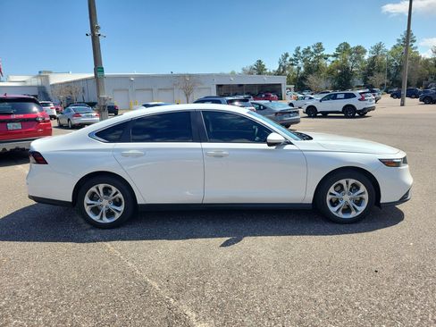 Used 2024 Honda Accord LX image 6