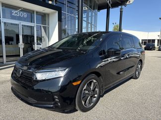 Used 2024 Honda Odyssey Elite image 1