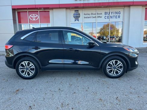 Used 2021 Ford Escape SEL w/ Technology Package image 7