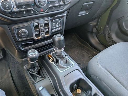 Used 2022 Jeep Wrangler Unlimited Sport AWD/4WD image 11