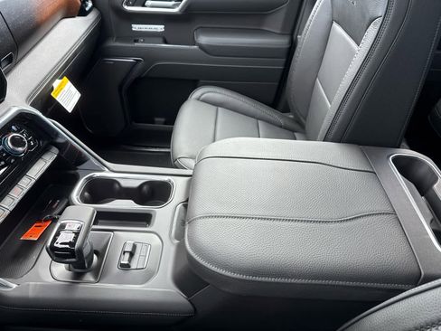 New 2026 GMC Sierra 1500 Denali w/ Denali Reserve Package image 22