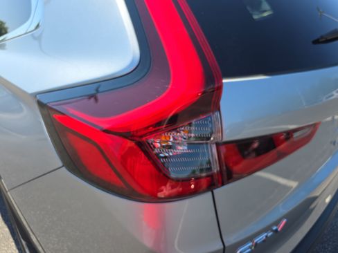 Used 2024 Honda CR-V EX image 33