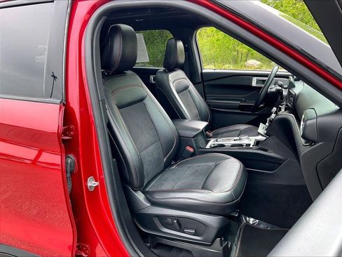 Used 2022 Ford Explorer ST-Line w/ Class IV Trailer Tow Package AWD/4WD image 10
