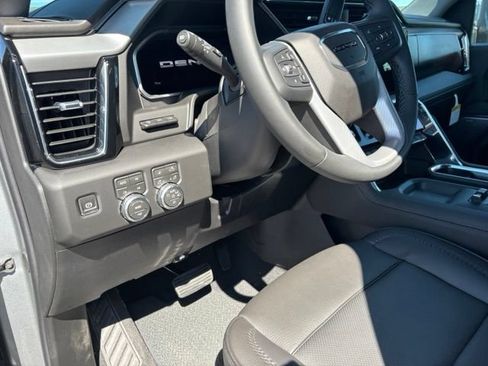 New 2026 GMC Sierra 2500 Denali w/ Denali Reserve Package AWD/4WD image 14