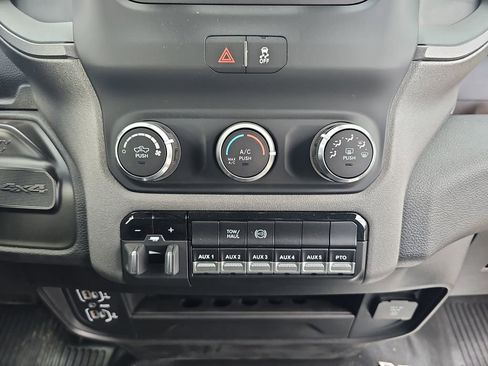 New 2024 RAM 4500 Tradesman image 23