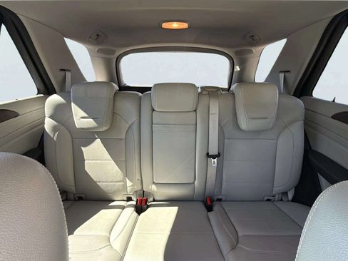 Used 2013 Mercedes-Benz ML 550 4MATIC image 16