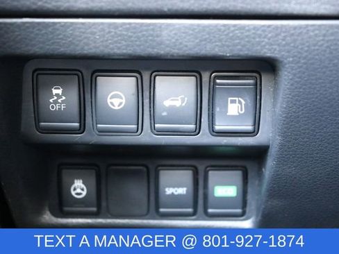 Used 2020 Nissan Rogue SL image 20