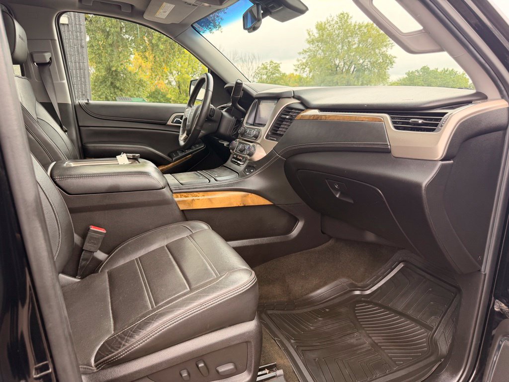 Used 2017 GMC Yukon XL Denali w/ Open Road Package AWD/4WD image 33