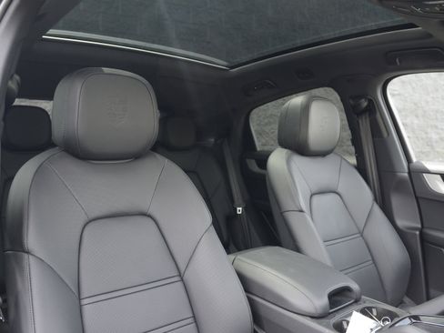 Certified 2026 Porsche Cayenne S AWD/4WD image 26