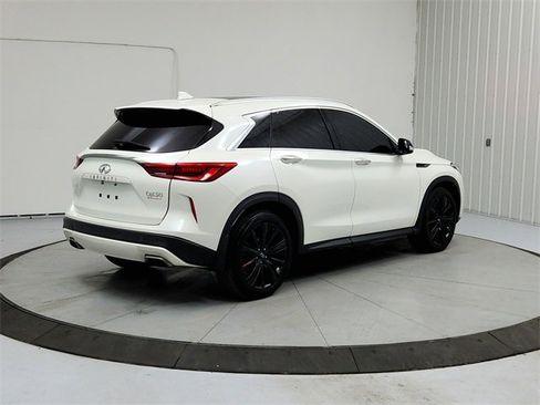 Used 2021 INFINITI QX50 Luxe w/ Appearance Package image 7