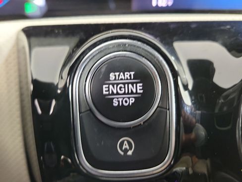 Used 2021 Mercedes-Benz CLA 250 image 29