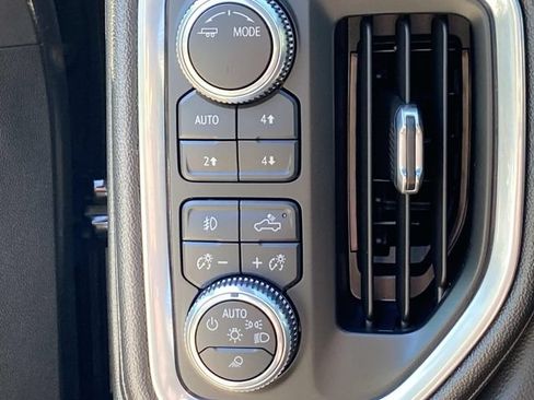 Used 2020 GMC Sierra 1500 Denali w/ Denali Ultimate Package AWD/4WD image 22
