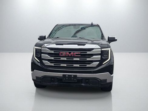 Used 2022 GMC Sierra 1500 SLE w/ X31 Off-Road Package AWD/4WD image 2
