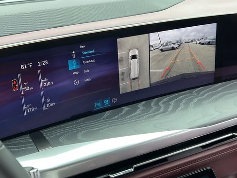 Used 2026 Cadillac Escalade ESV Sport w/ Touring Package image 30