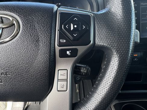 Used 2021 Toyota 4Runner SR5 image 20