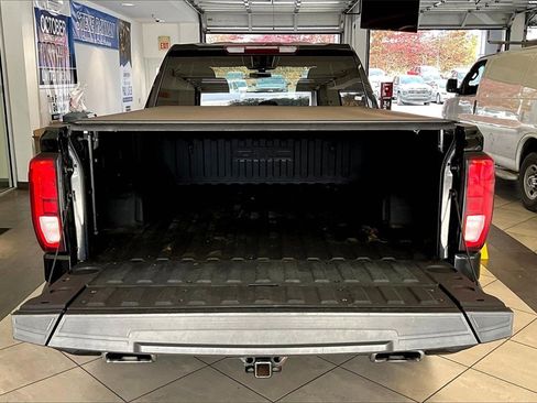 Used 2021 GMC Sierra 1500 Elevation image 30