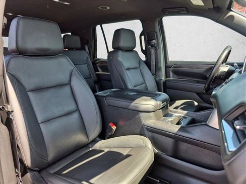 Used 2022 Chevrolet Tahoe LT w/ Luxury Package AWD/4WD image 29