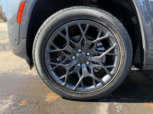 New 2025 Jeep Grand Cherokee Summit w/ High Altitude Package AWD/4WD image 60