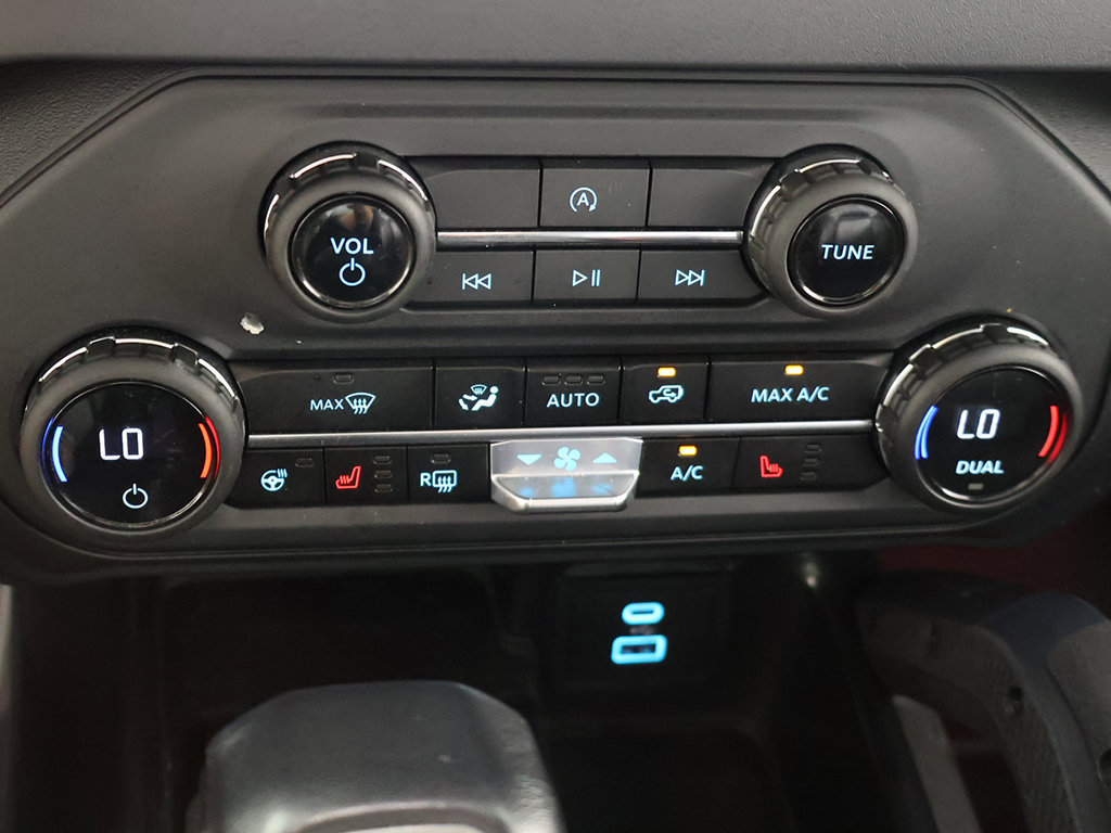 Used 2025 Ford Bronco Badlands AWD/4WD image 43